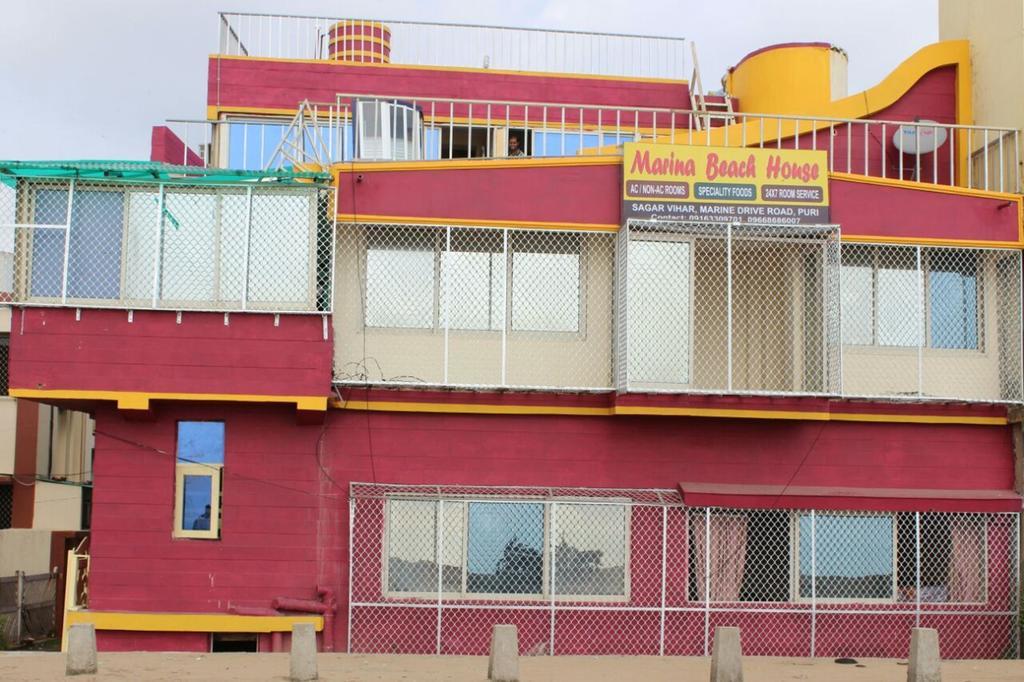 Marina Beach House Hotel Puri Exterior foto